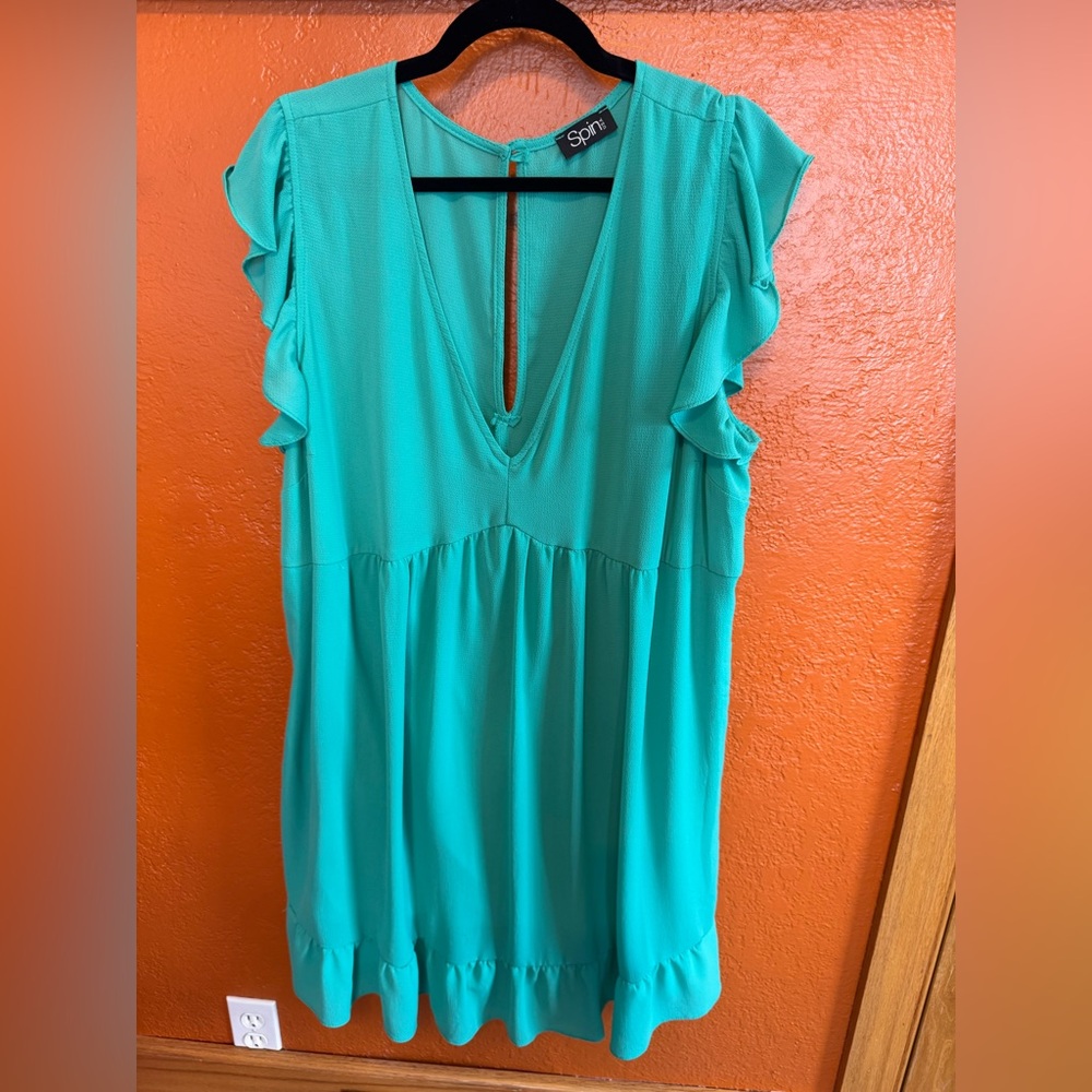 Lightweight and fun ruffled dress‎ ! 3X
